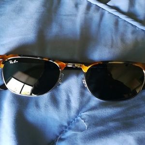 NWOT Ray Ben Polarized Unisex Sunglasses